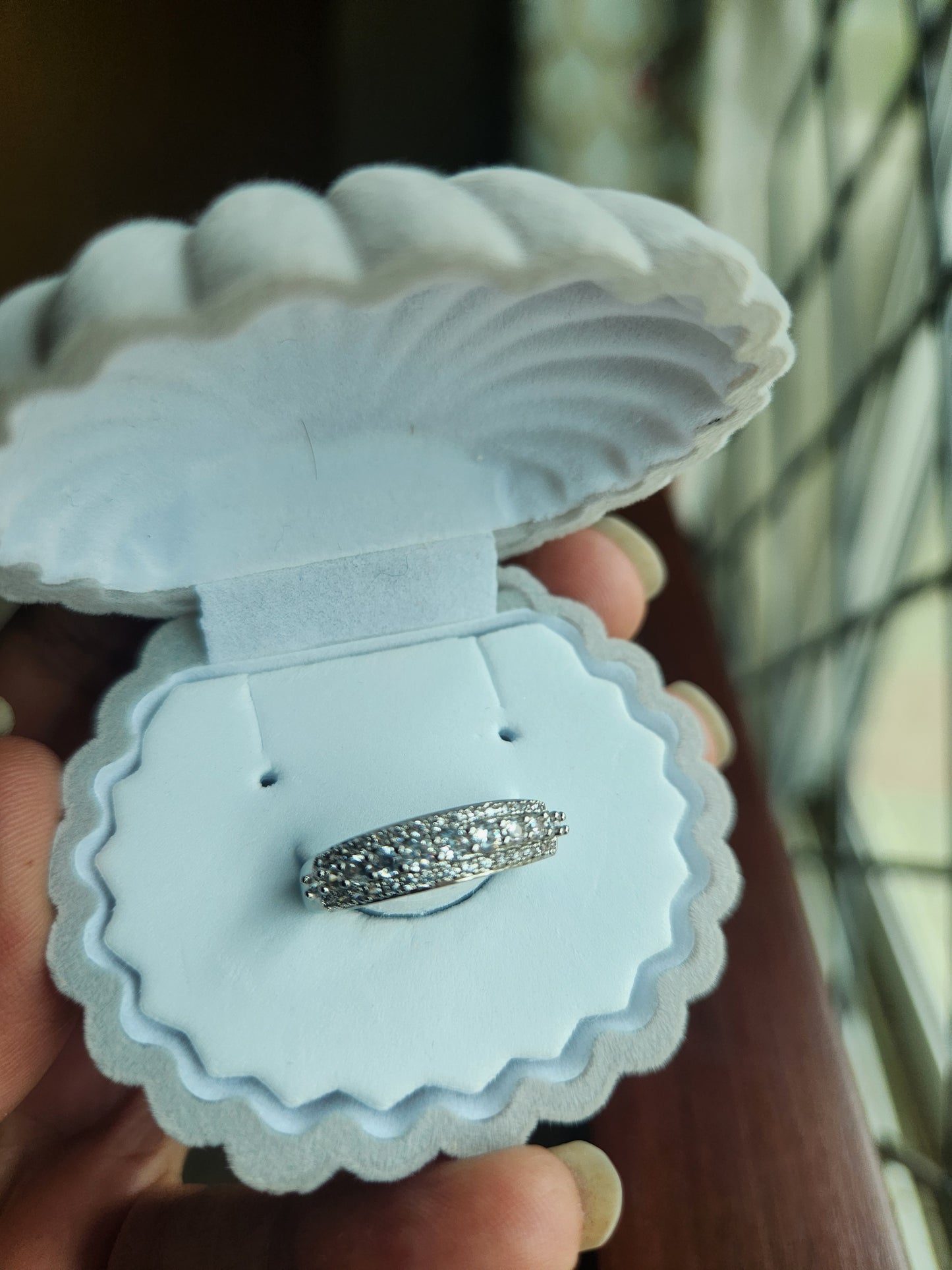 Zirconium Cubic Band