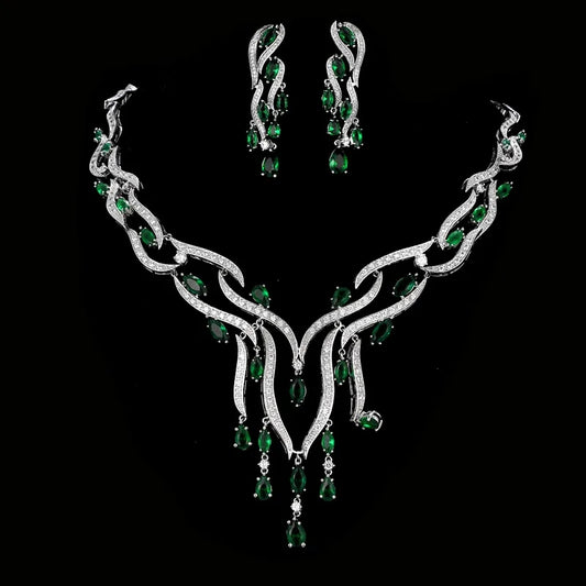 Emerald Diamontes Necklace Set