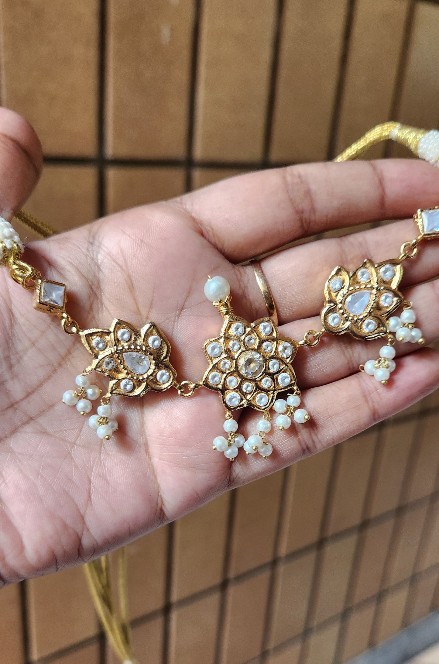 Kundan choker set