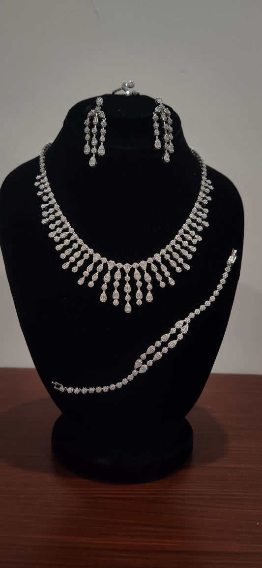 Margaret Necklace Set