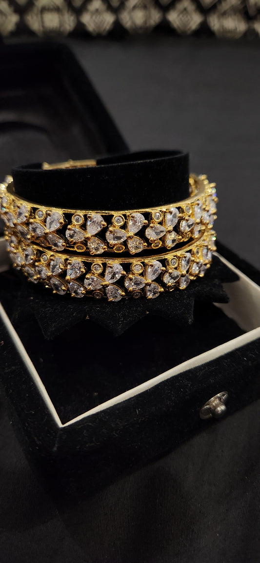 Diamontes Kundan Kara Set