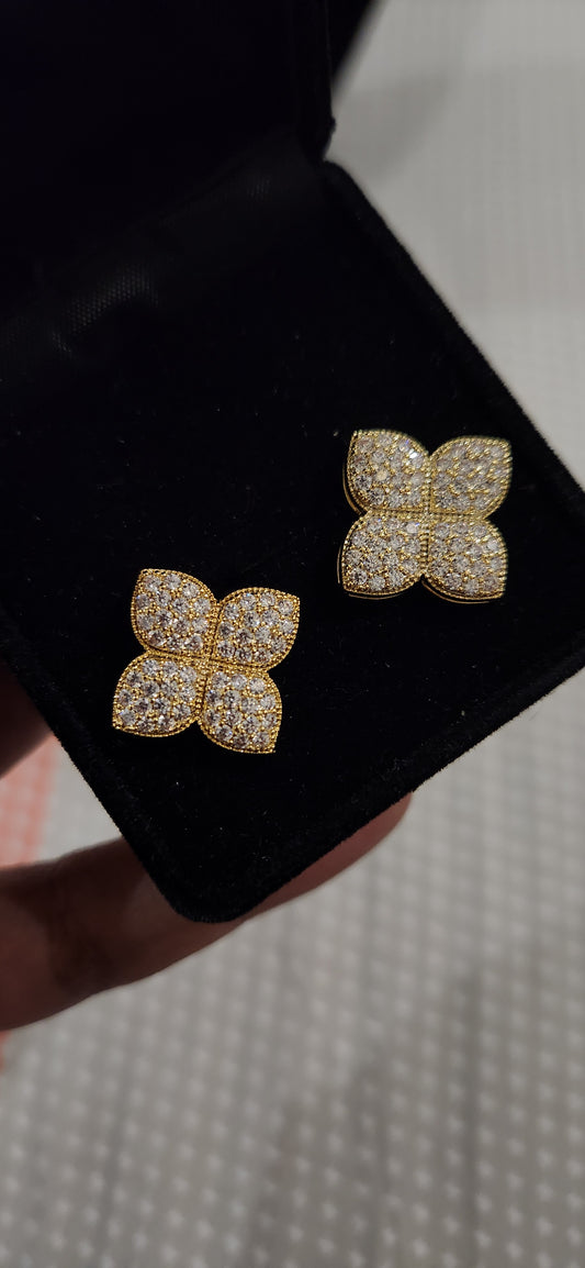 Van Cleef Zircon Studs