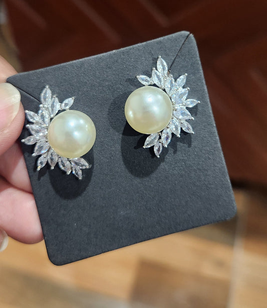 Pearl Studs